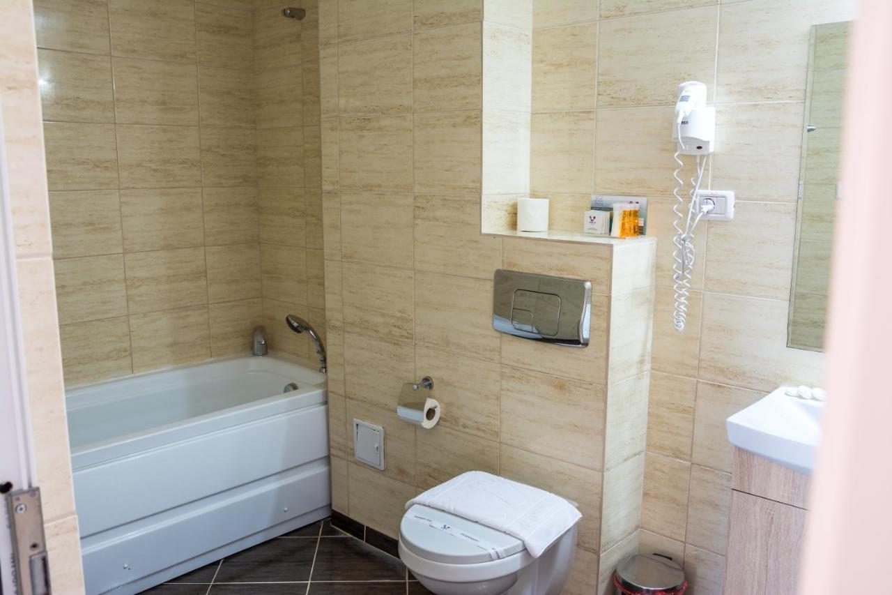 Hotel Ammon Venus Zewnętrze zdjęcie
